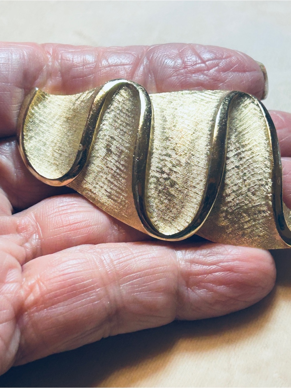 PUCCINI Goldtone Brooch Vintage